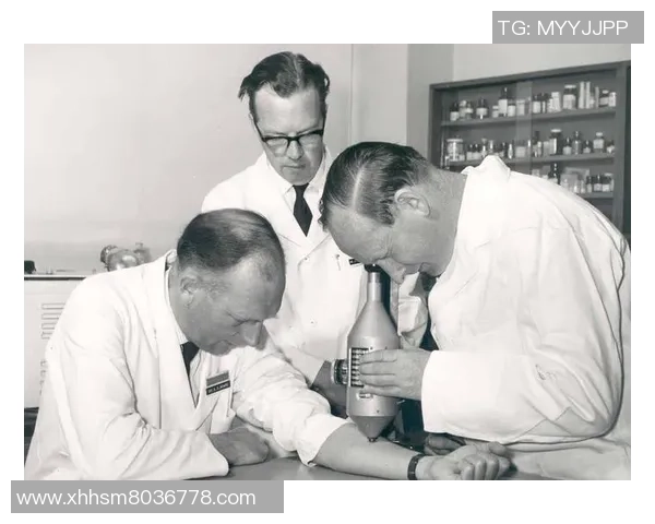 亚当斯的探索之旅：揭示科学与人文交汇的奥秘与未来展望