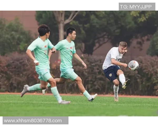 国足与伊朗激战回顾分析全场表现与战术对比 国足与伊朗激战回顾分析全场表现与战术对比