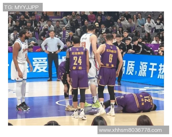 张庆鹏:从篮球场上的拼搏者到社会公益的热心人 张庆鹏:从篮球场上的拼搏者到社会公益的热心人