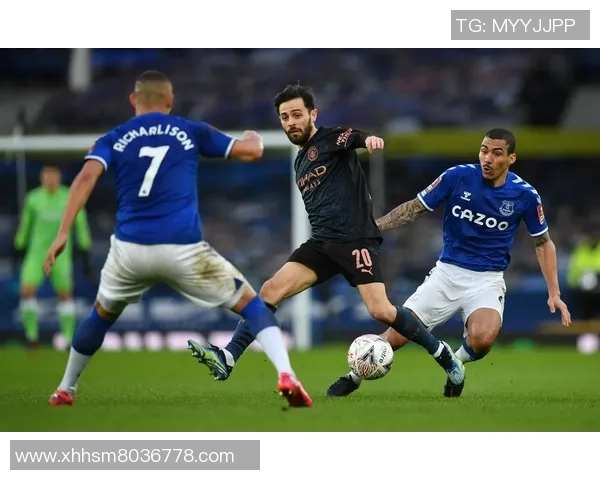 2016年足总杯曼联对阵埃弗顿的经典对决回顾与精彩瞬间分析