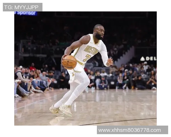 杰伦布朗在NBA赛场上的崛起与未来发展潜力分析